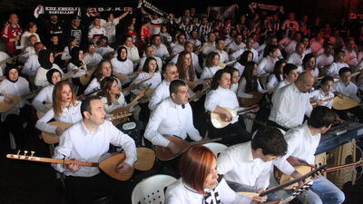 Demba Ba'ya bağlamalı klip