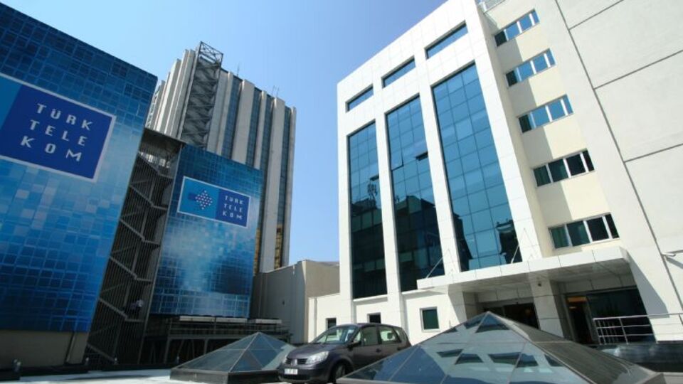 Türk Telekom'dan İş Bankası'na teklif!