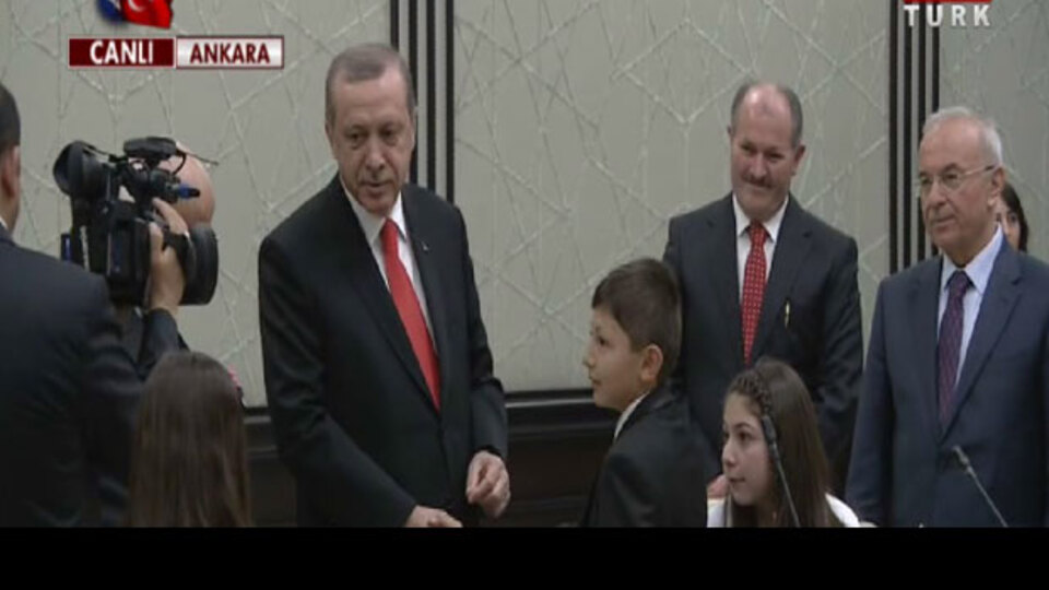 23 Nisan çocukları ilk kez Saray'da