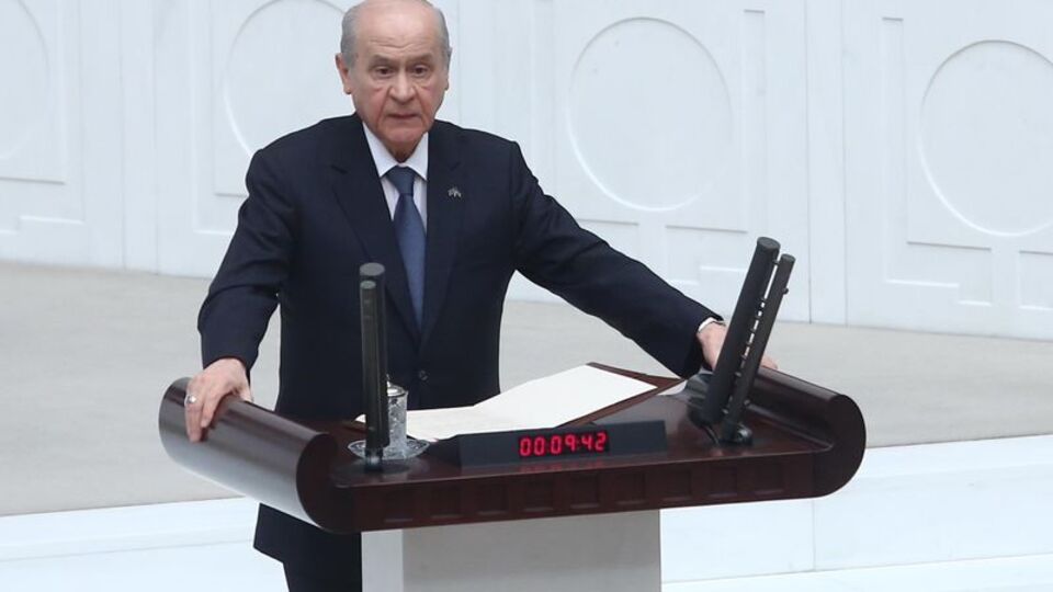 "Bir kedim bile yok..."