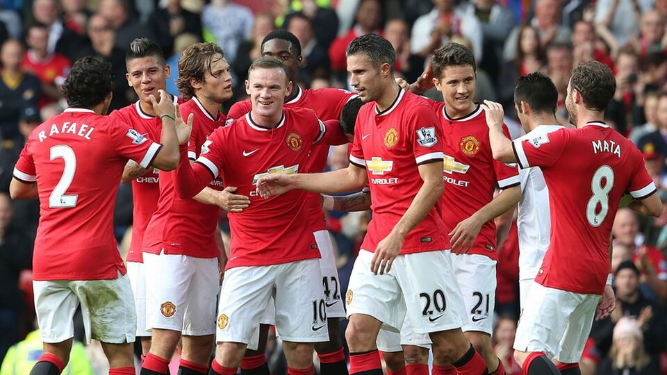 Ada'da Liverpool Dünya'da ManU!