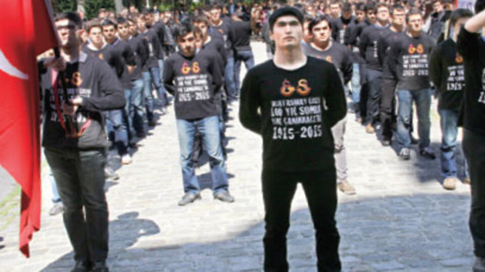 Galatasaraylı öğrenciler Çanakkale yolunda