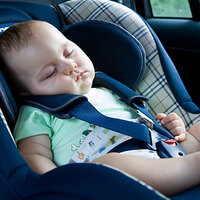 Bebeğinizi araba koltuğunda uyutmayın!