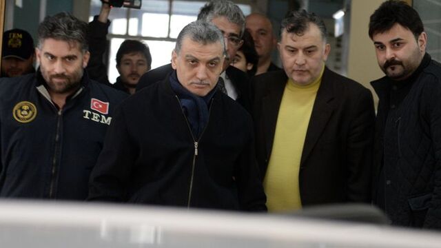 75 tutukluya tahliye yolunu açan iki hakim mercek altında