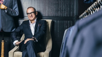 Bu Türk İngiltere'nin en zenginlerinden biri!