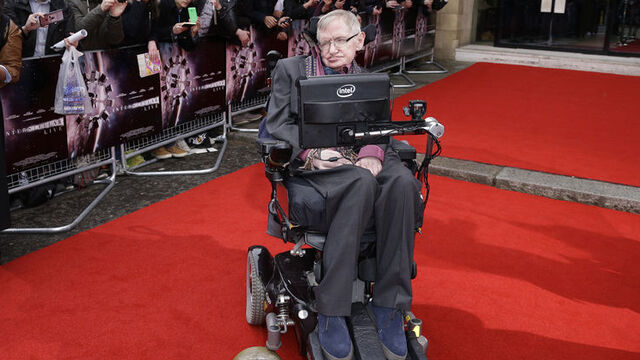Hawking'den "paralel evren" açıklaması