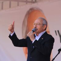 ‘HDP barajı geçemese bile AKP’nin 330’u aşma şansı yok’