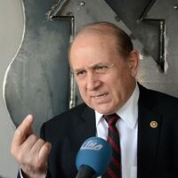 Burhan Kuzu'dan solcular için Başkanlık sistemi formülü