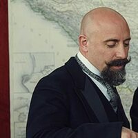 Halit Ergenç'in yeni imajı!