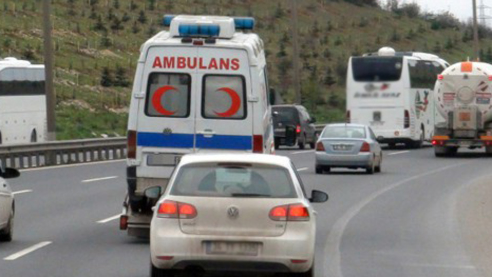 Kameralı ambulanslar yollarda