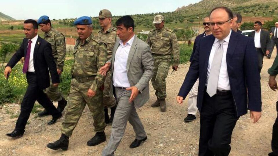 Siirt'te köy korucusu muhtar öldürüldü