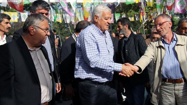 "Eski dostum Cumhurbaşkanı hayal dünyasında yaşıyor"
