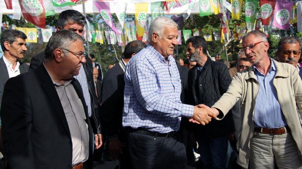 "Eski dostum Cumhurbaşkanı hayal dünyasında yaşıyor"