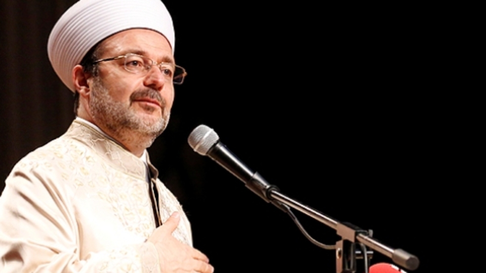 Görmez: Diyanet siyasi malzeme yapılmasın
