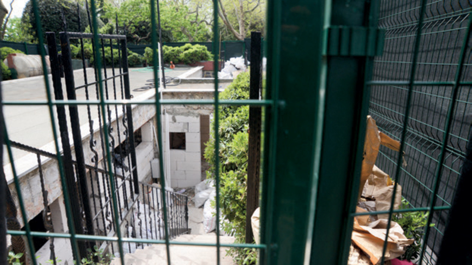 Arkeoloji Parkı'ndaki tuvalet mecliste