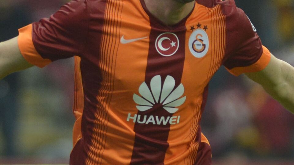 Galatasaray'da flaş gelişme! Yıldız futbolcu satıldı