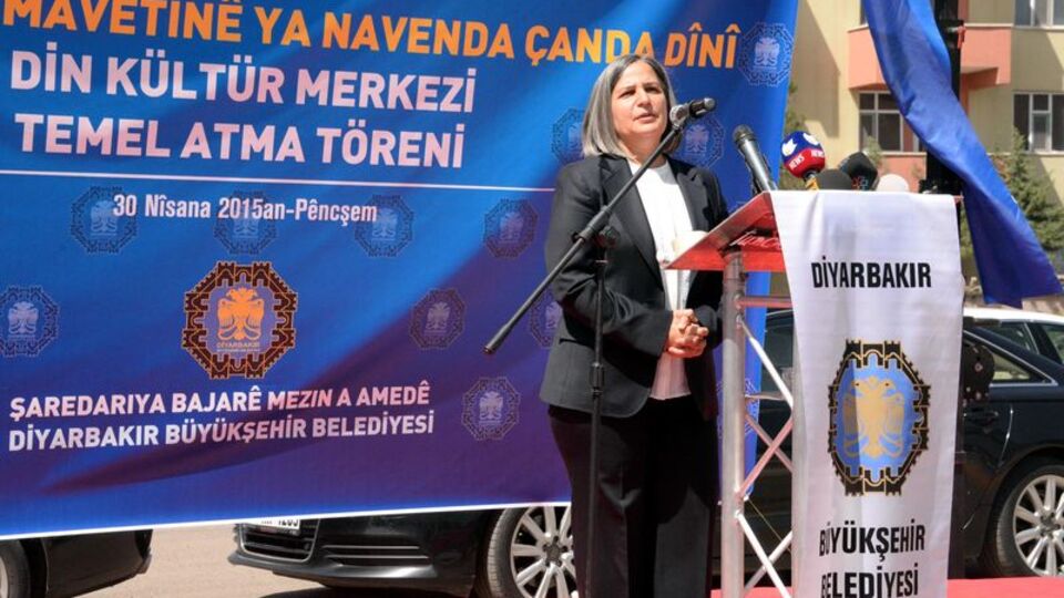 Başbakan'a 'paralel görüşme' yanıtı
