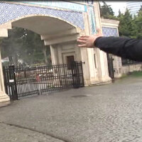 Zincirlikuyu Mezarlığı'na sığındılar!