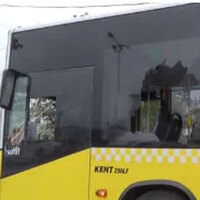 İETT otobüsüne taşlı saldırı