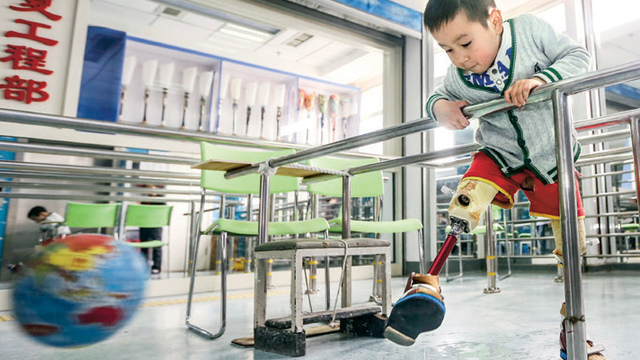 Minik Feng'e 'hayat böyle de güzel'