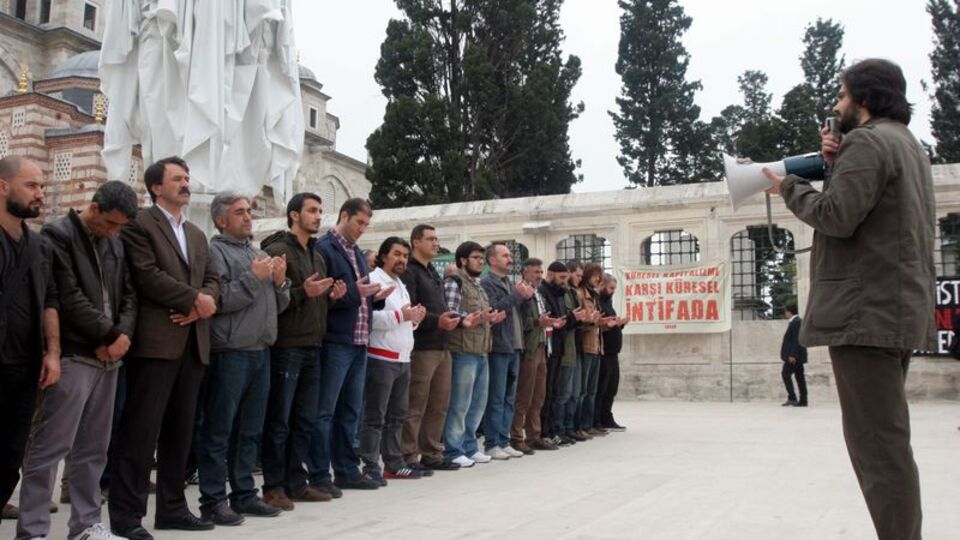 Antikapitalist Müslümanlar'dan gıyabi cenaze namazı