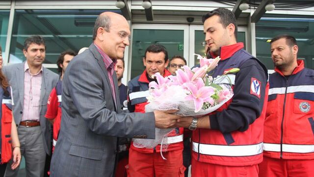 Nepal'e giden sağlık ekibi yurda döndü