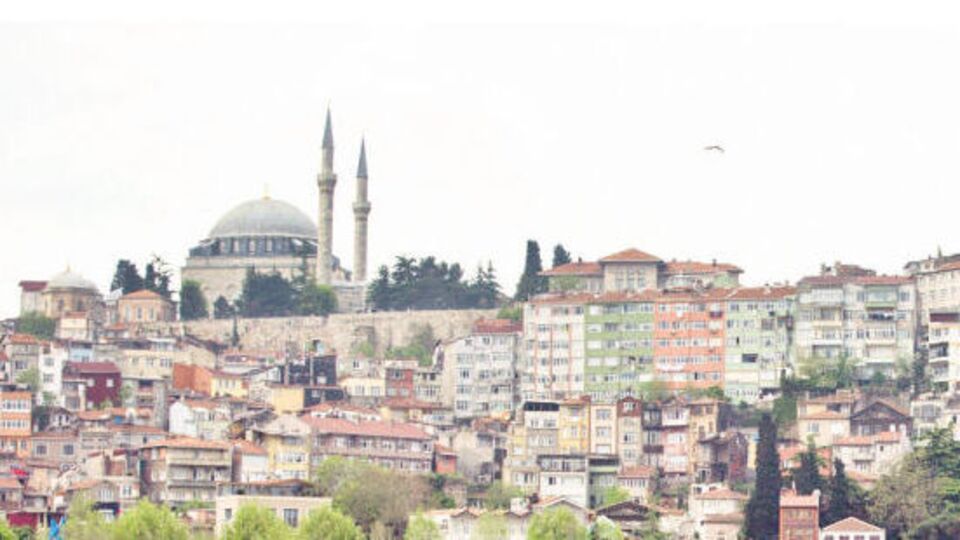 Haliç'te dostluğa kürek çektiler