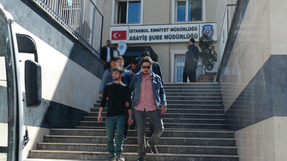 1 Mayıs'ta gözaltına alınanlar adliyeye sevk edildi