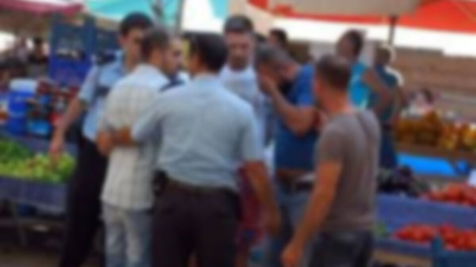 Pazarcılar birbirine girdi