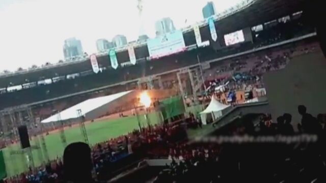 Maçta kendini yaktı sonra çatıdan atladı