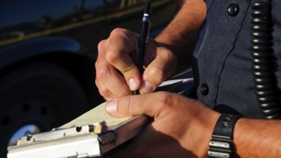 Dudak uçuklatan park cezası!