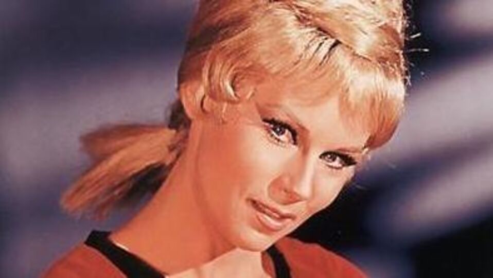 Uzay Yolu'nun Janice'i öldü