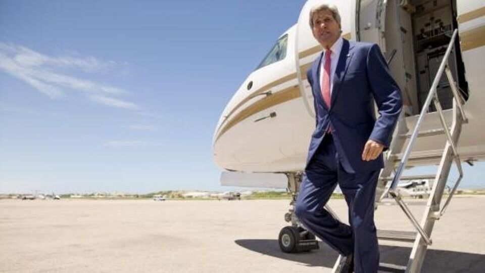 Havaalanından ayrılmadı