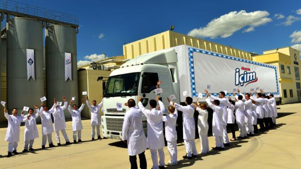 Ak Gıda Fransızlara satıldı!