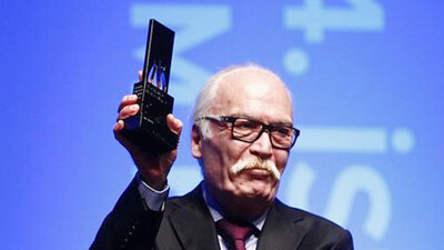 Ünlü sanatçıya şok! İfade verdi