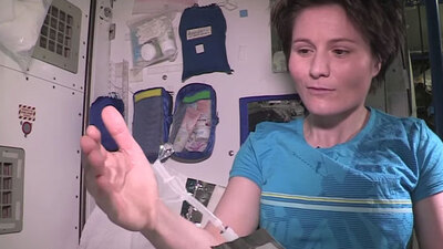 Uzayda nasıl duş alınır?