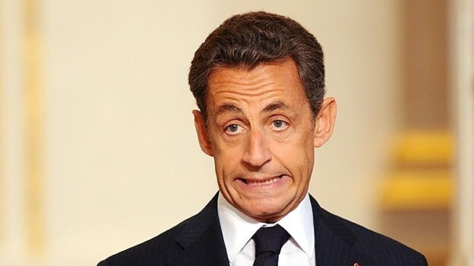 Sarkozy'ye mahkemeden kötü haber