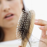 A vitamini eksikliği saçları kırılganlaştırıyor!