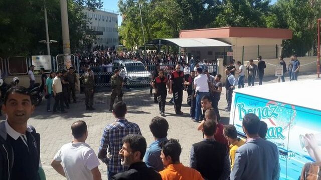 Batman Üniversitesi karıştı!
