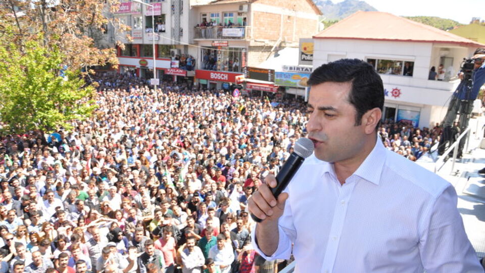"Erdoğan'ın elinde tuttuğu..."