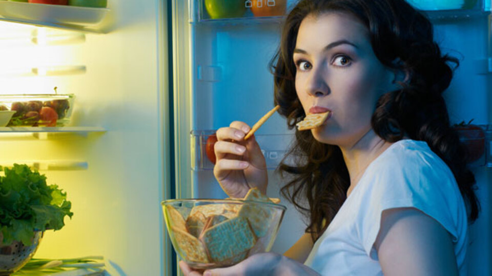 Gece atıştıranlar dikkat!