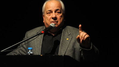 "Her tarafım çamur içinde, kusura bakma"