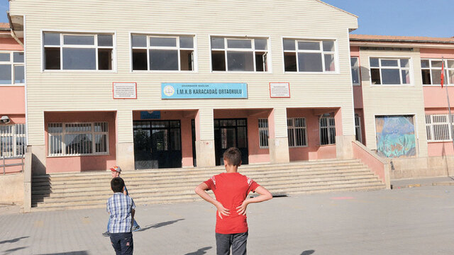 Okulda örgüt skandalı