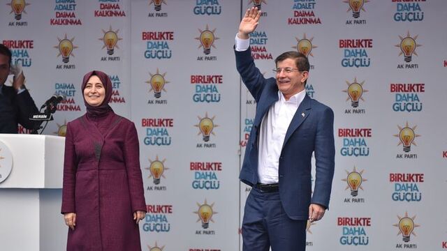 Davutoğlu: Maskeni indir, karşımıza öyle çık