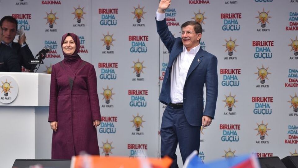 Davutoğlu: Maskeni indir, karşımıza öyle çık