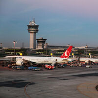 Atatürk Havalimanı'nda drone krizi