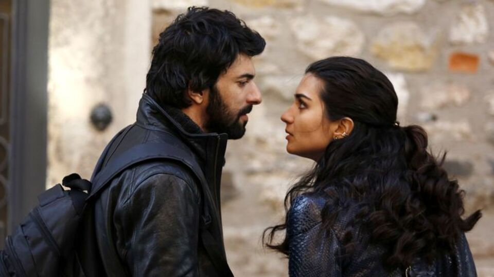 Şililileri ekrana kilitlediler!