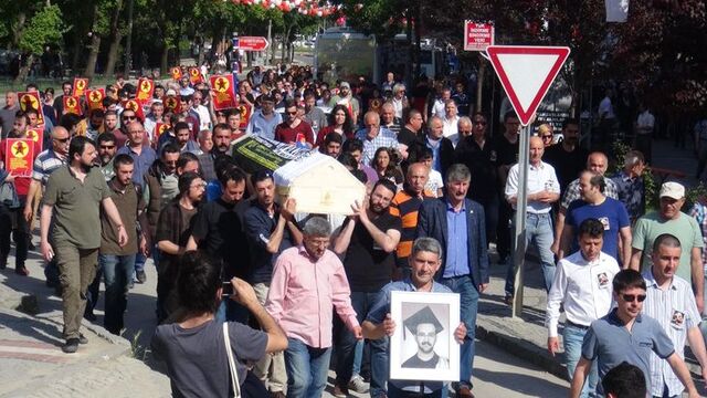 Gözyaşları sel oldu