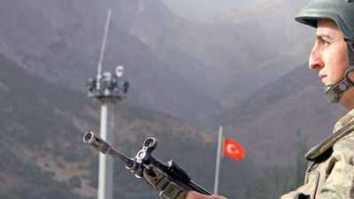 Aradığınız asker şu anda nöbette!