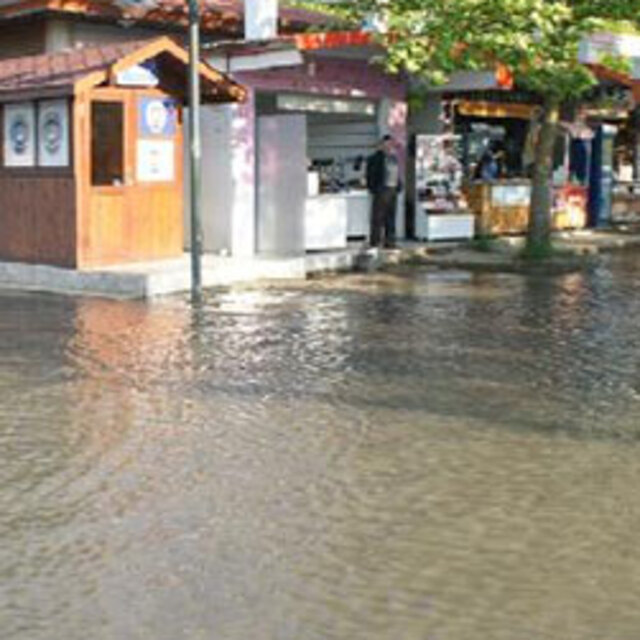 Sapanca taştı